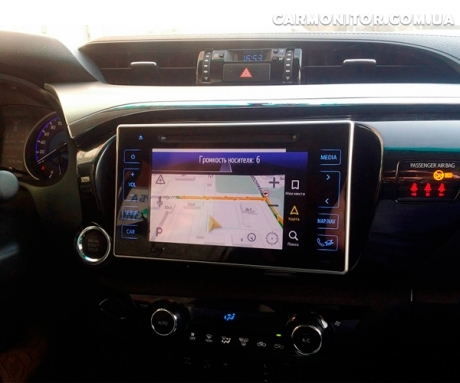Мультимедийный навигационный блок для Toyota Auris 2014+ NaviTouch NT3325 Android, в автомобиле